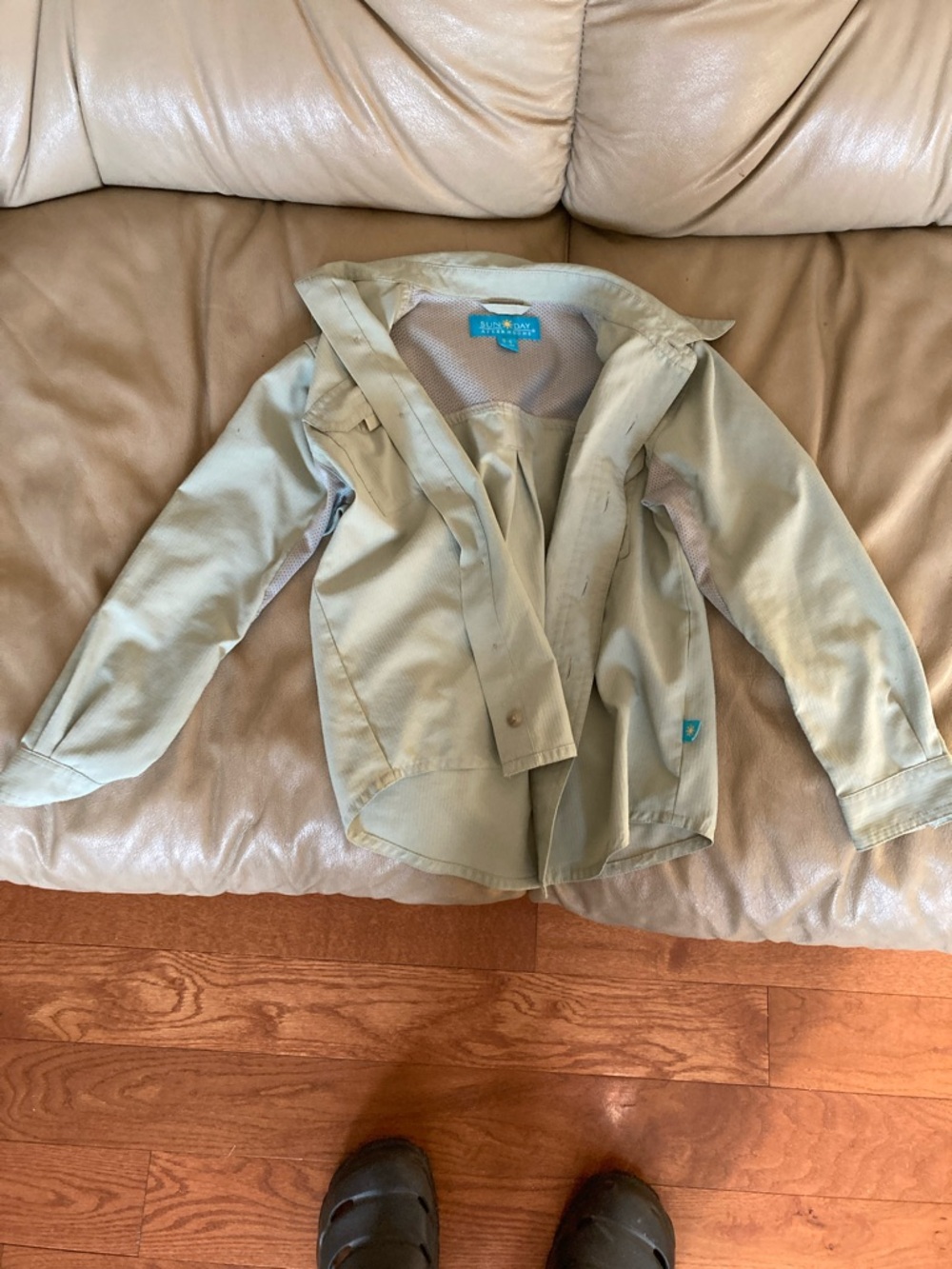 Sun Day Afternoons 40 UPF tech shirt